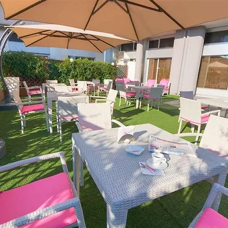 Senbhotel 4*