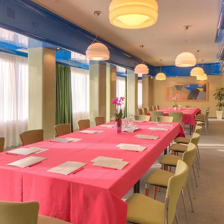 Hotel Senbhotel 4*