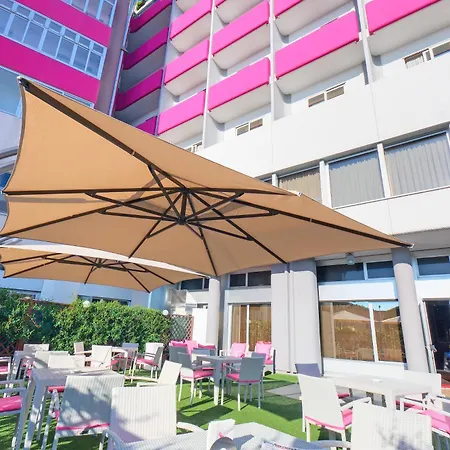 Senbhotel Hotel