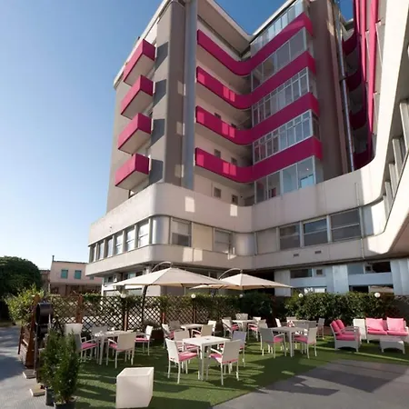 Senb Hotel 4*
